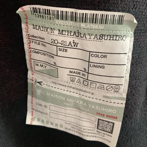 NWT maison mihara Yasuhiro “laundry tag” sweater - Picture 3 of 12